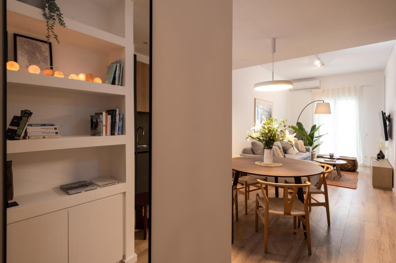 Unique 2 Bedrooms Apartment, Steps To Plaka And City Center Atene Esterno foto